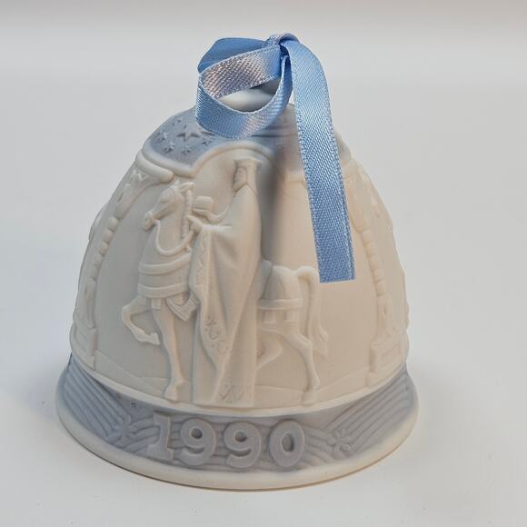 Vtg 1987 - 1991 Lladro Annual Christmas Bells Set of 5 Collectibles Made Spain - Picture 6 of 8